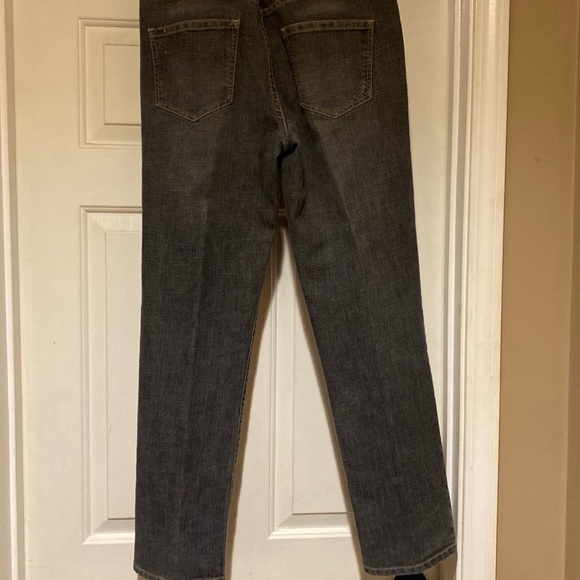 Chico’s Platinum Women’s Dark Denim Jeans Size 1 - Picture 6 of 9